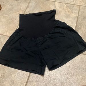 Motherhood Maternity black shorts size L